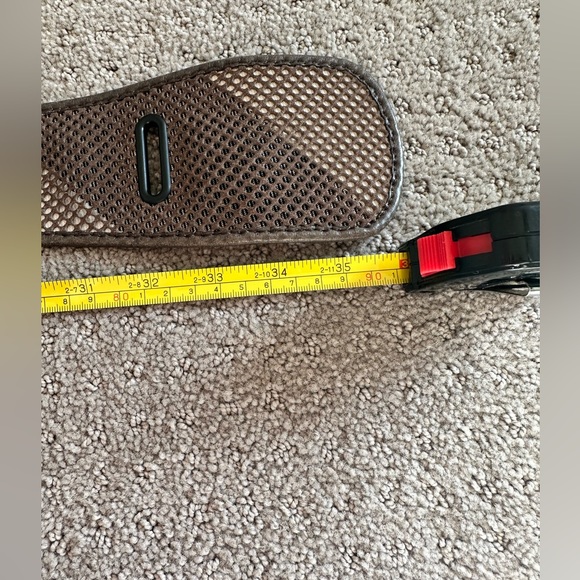 An authentic Burberry belt, statement pice flatters any style you add it to - Picture 10 of 10